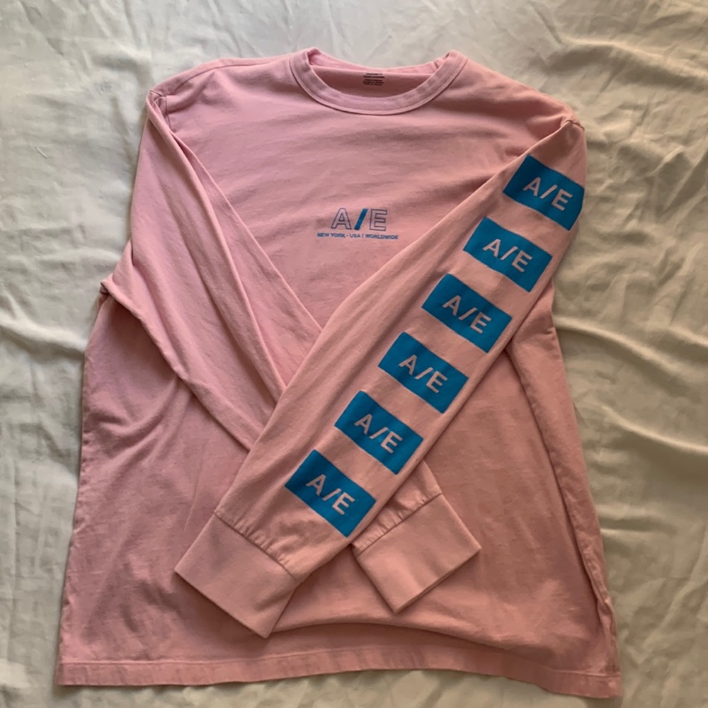 AE NY/USA Worldwide Long Sleeve